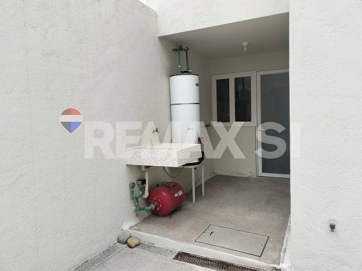 Rcr Casa Renta Zibata — foto 4