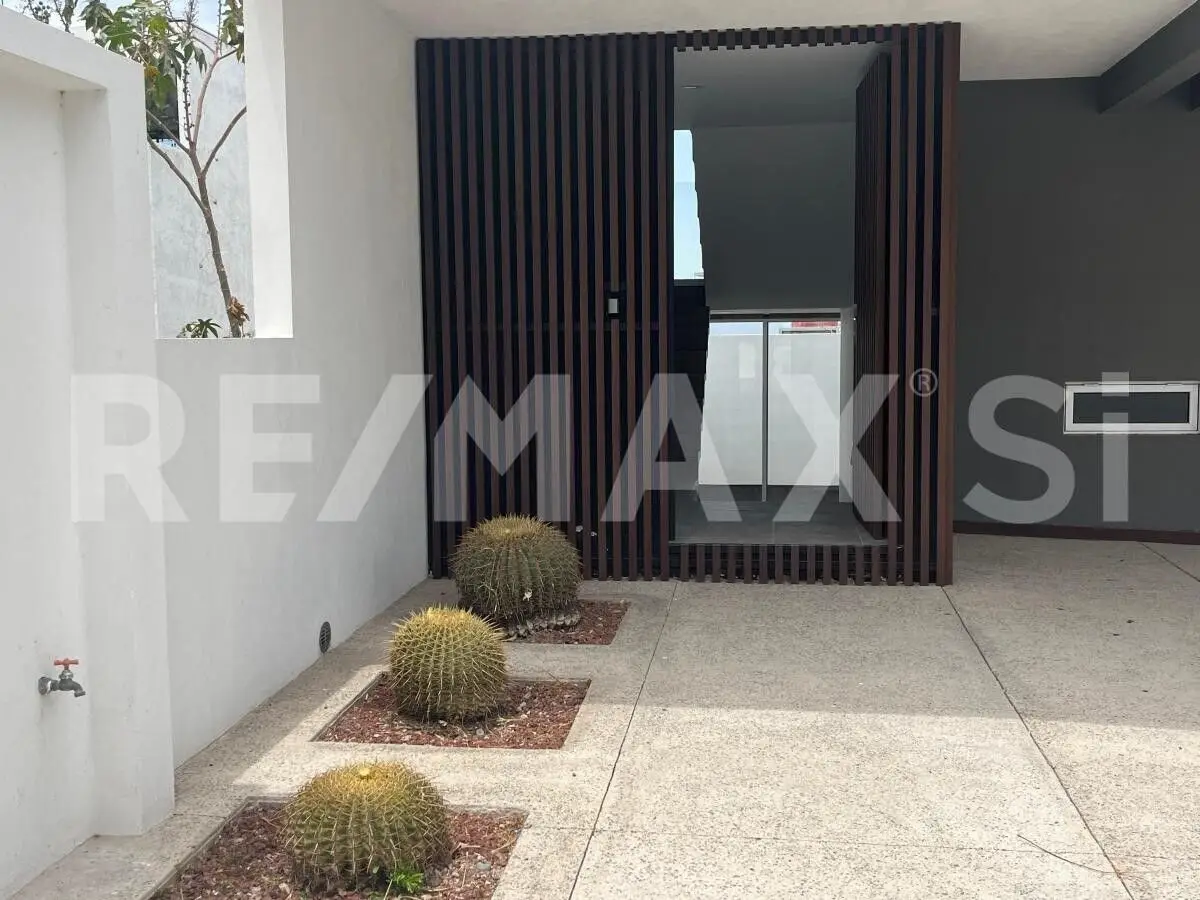 Rcv Casa en Venta en Acacia Zibata — foto 2