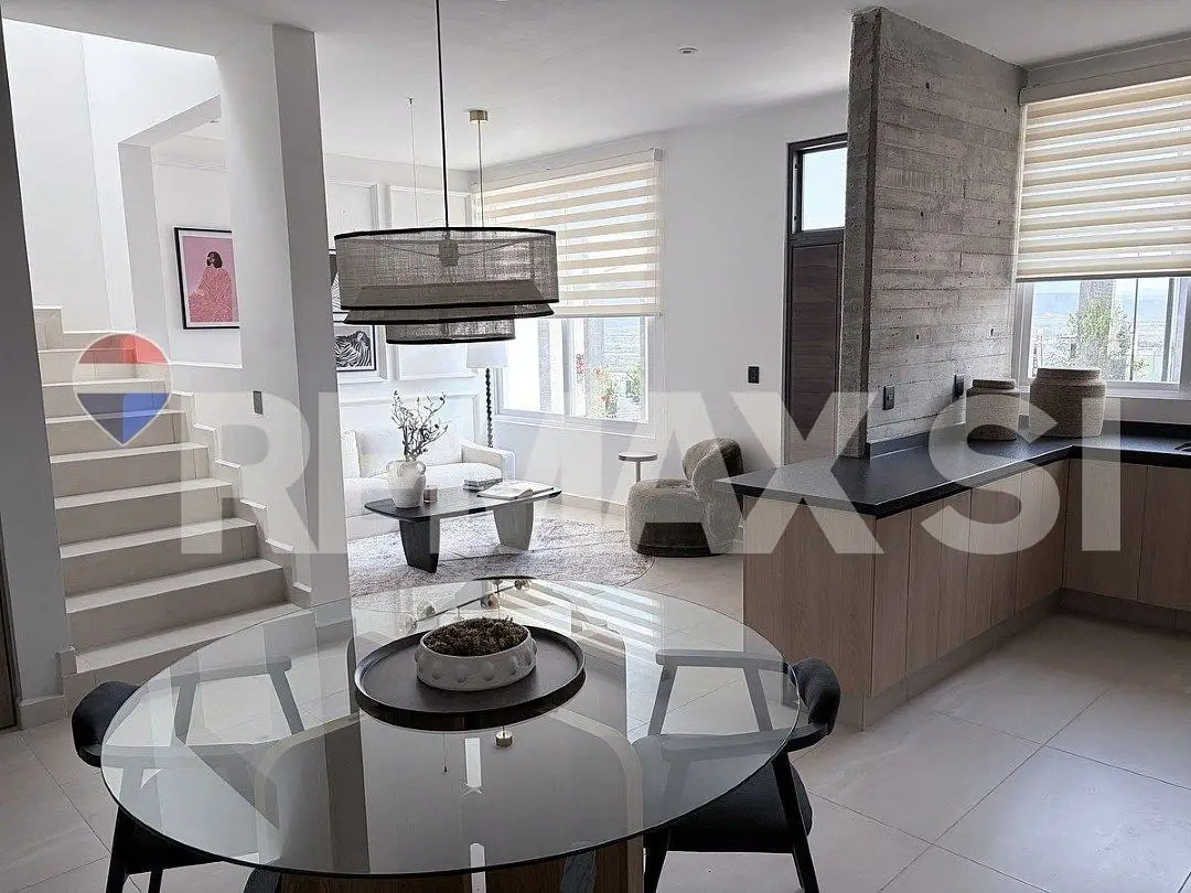 Casa en Venta en Zibata — foto 4