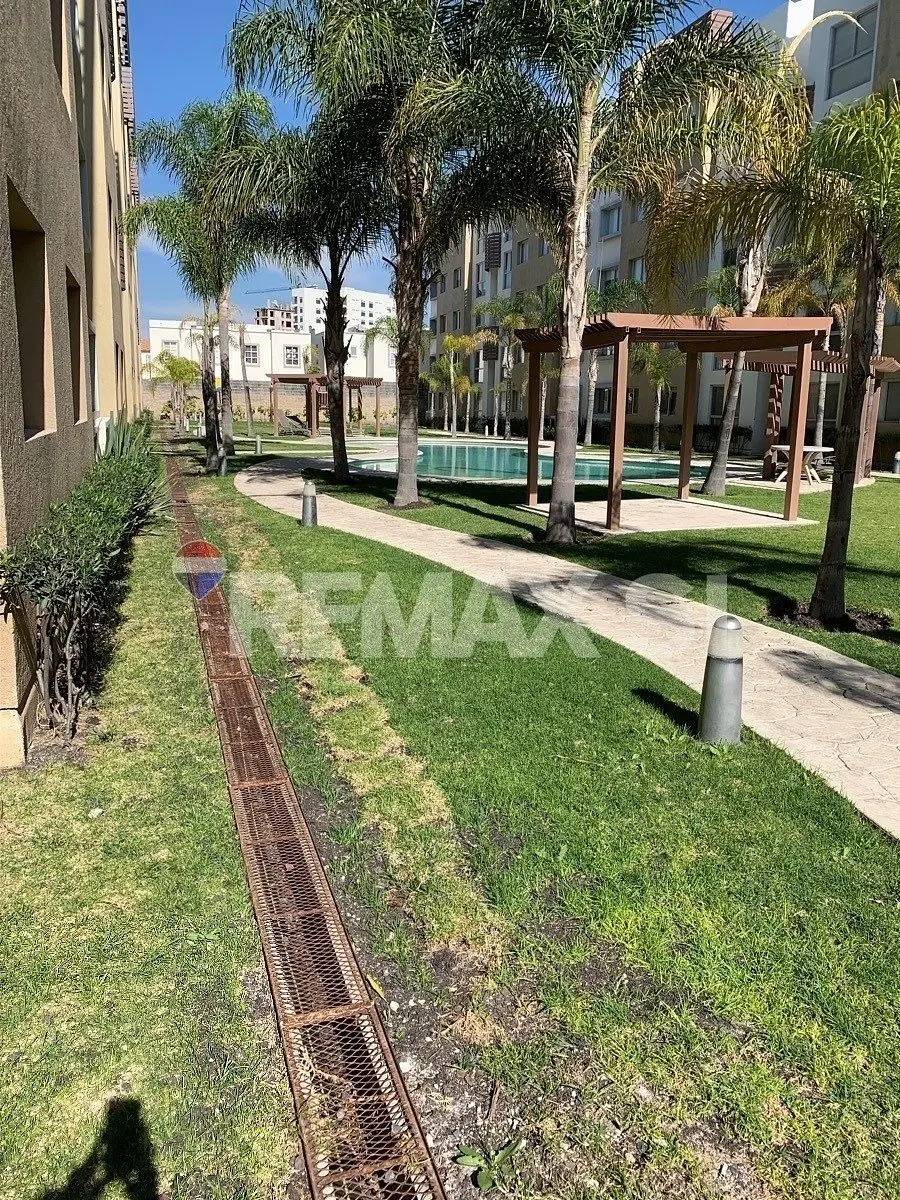 Renta Departamento Amueblado Torres Oasis el Refugio — foto 3