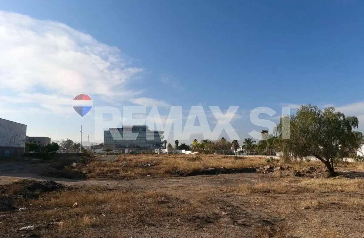 Terreno Comercial en Venta en Av. Tlacote — foto 2