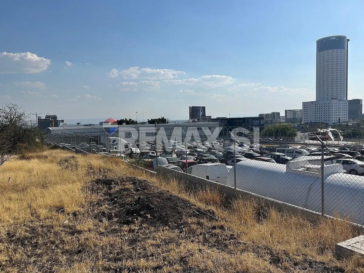Terreno Comercial en Venta en Juriquilla — foto 4