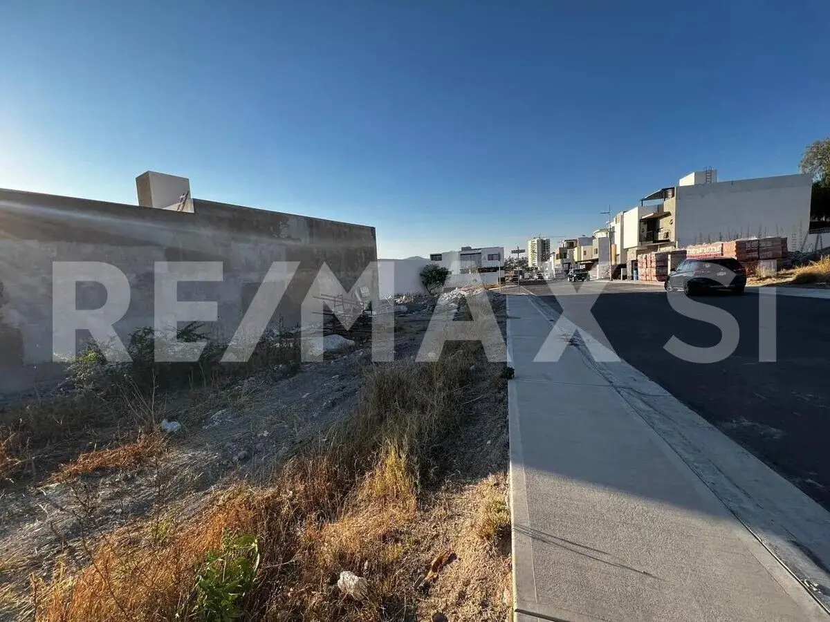Terreno venta JURIQUILLA LOMAS — foto 2