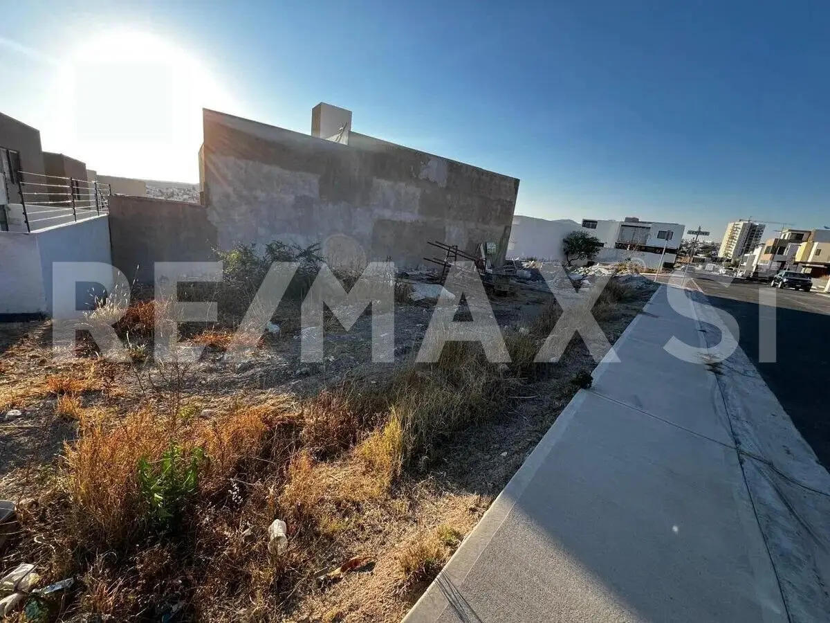 Terreno venta JURIQUILLA LOMAS — foto 3