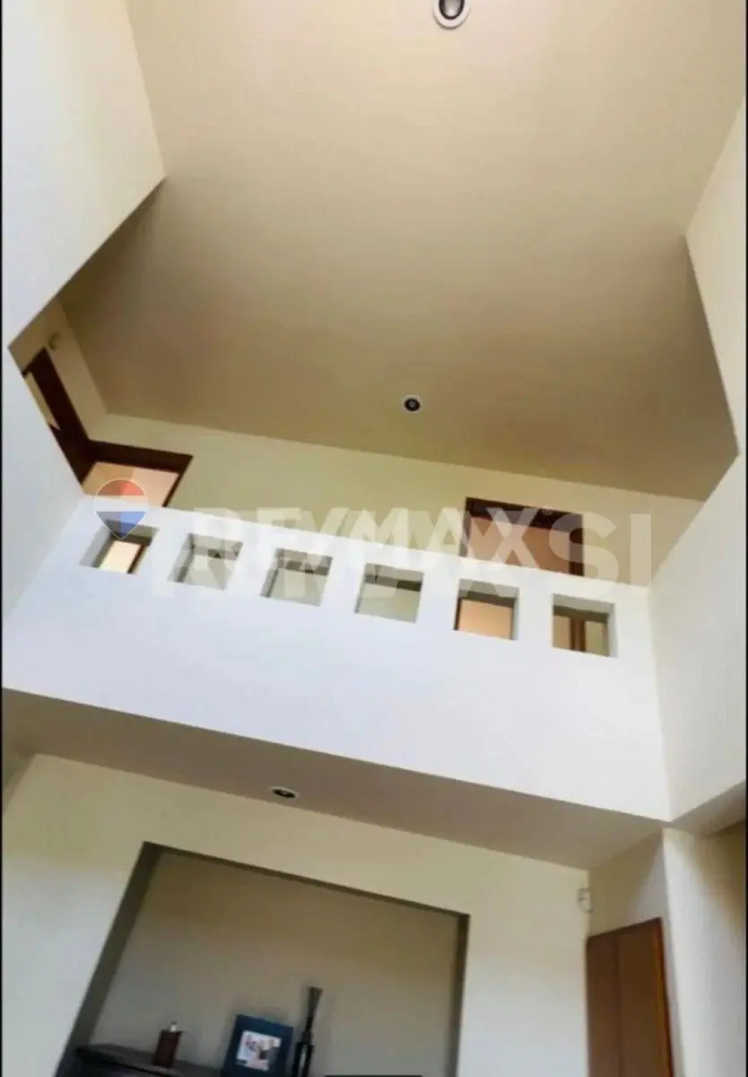 Venta de Casa en Cumbres del Cimatario — foto 2