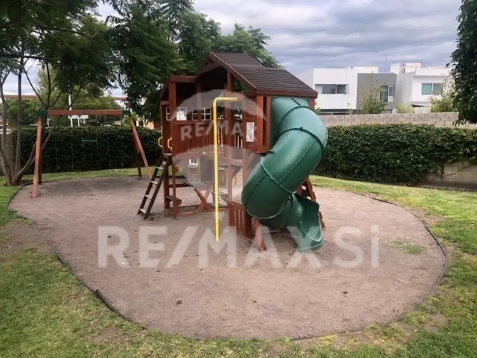 RTV Venta de Terreno en La Cima — foto 6