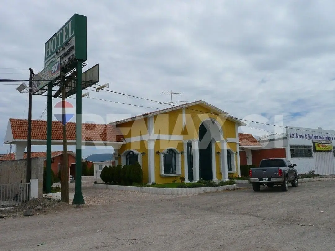 Venta Hotel Sobre Carretera 57 San Luis de la Paz