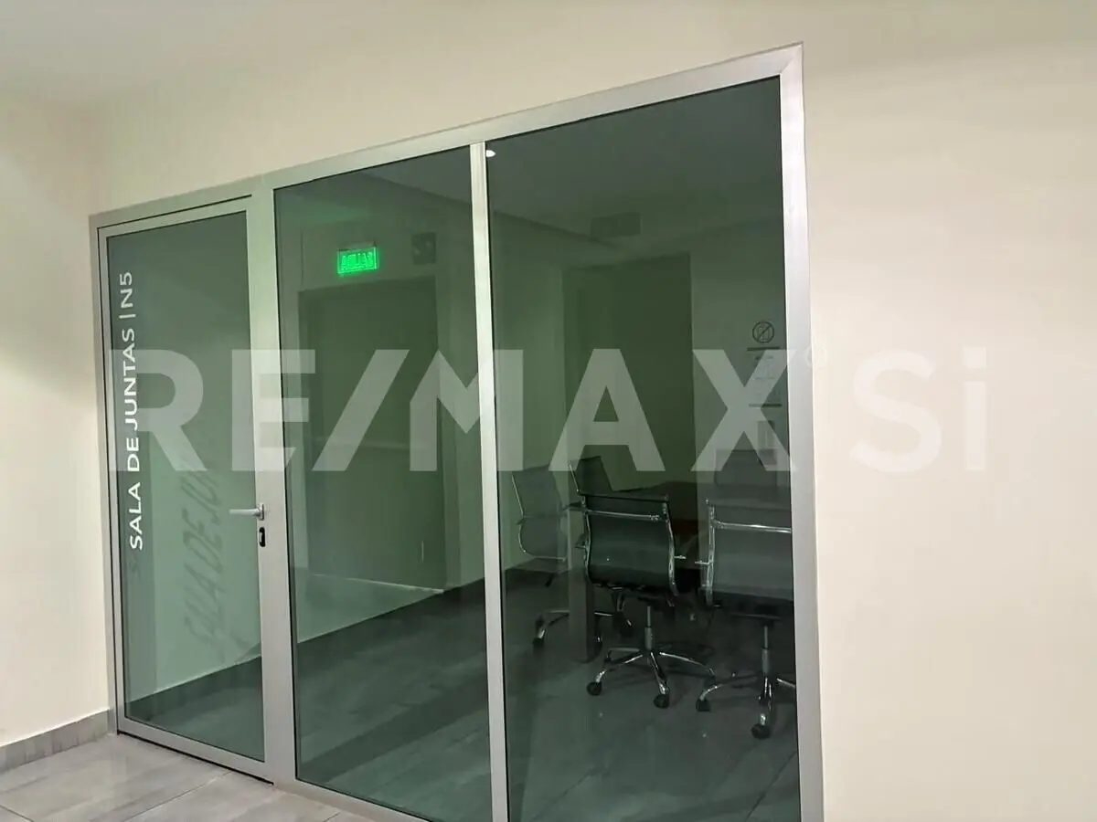 Venta Oficina Milenio Iii — foto 3