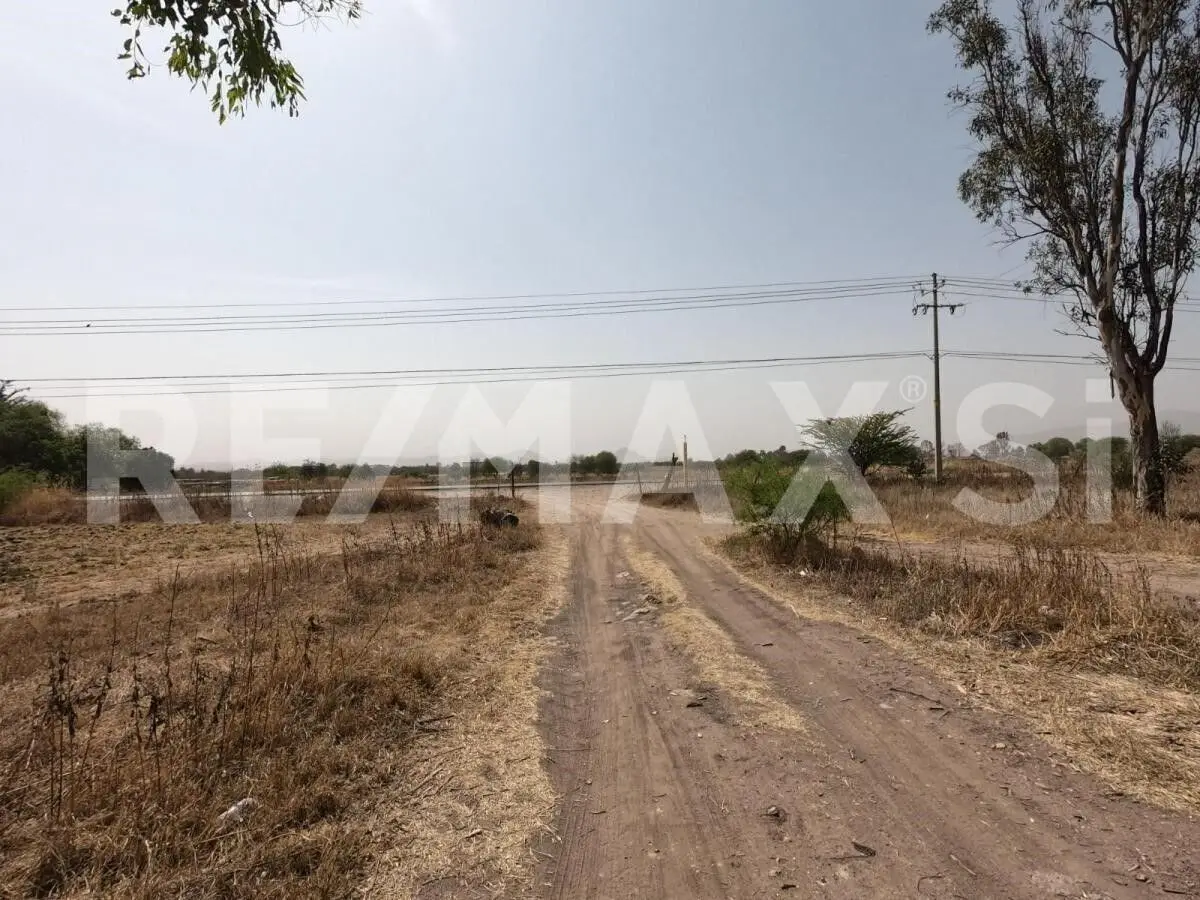 Venta-Terreno Agro-Industrial "Amazcala" — foto 6