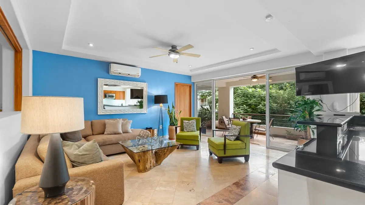 Condo Nadeo — foto 2