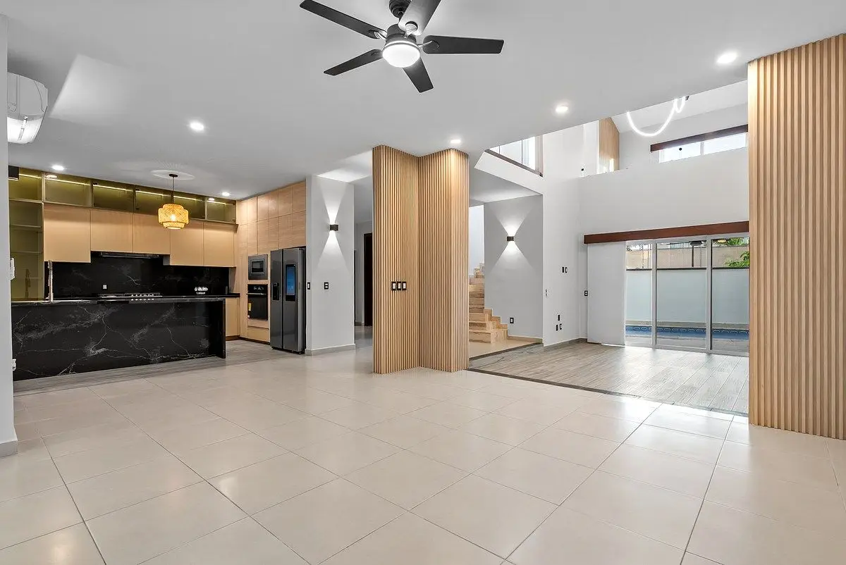 House SpainCasa España — foto 2