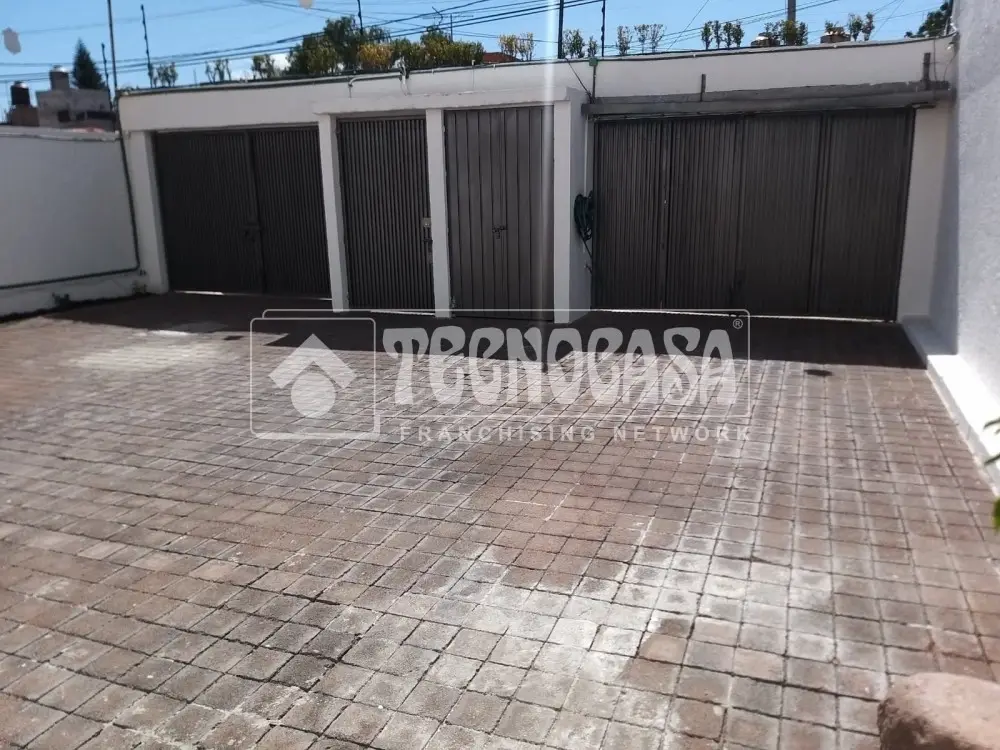 Casa en Viveros de la Loma — foto 4