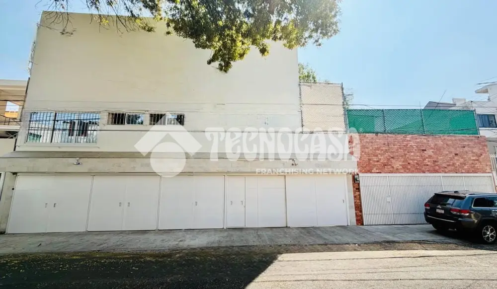 Casa en Educacion