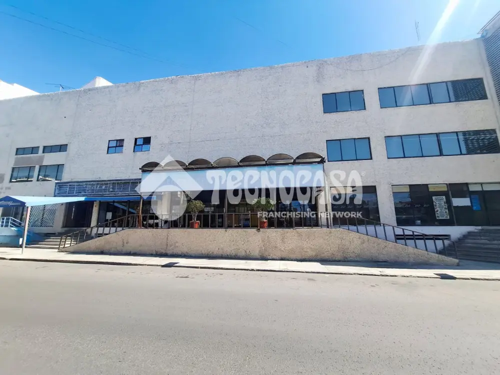 Local Comercial en Jardines de San Manuel — foto 2