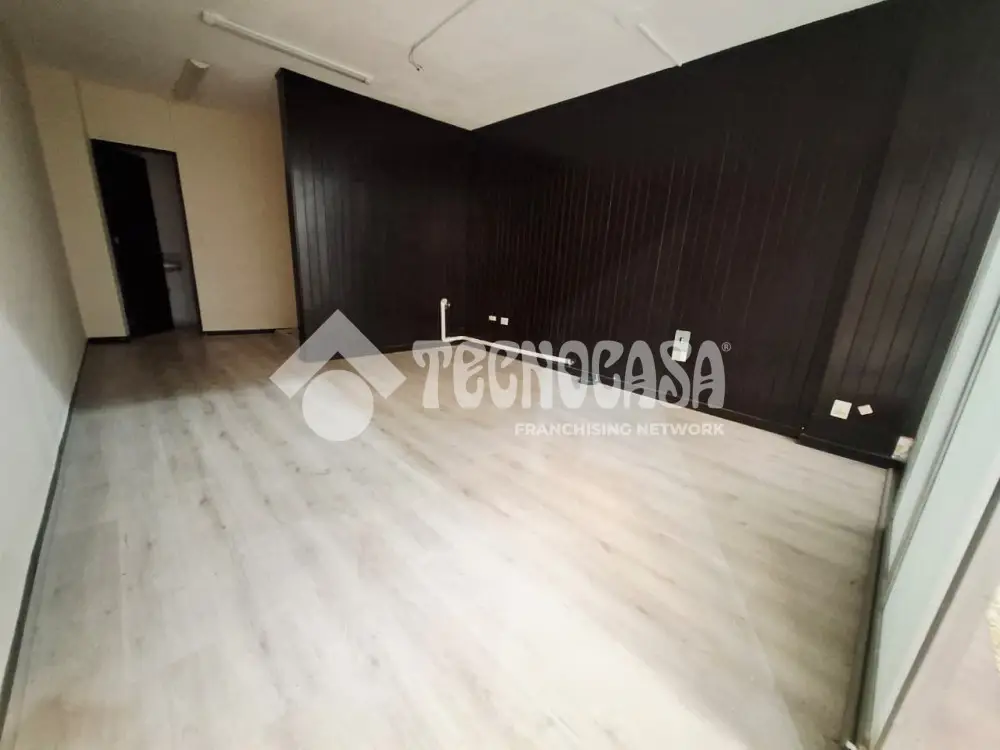 Local Comercial en Jardines de San Manuel — foto 4