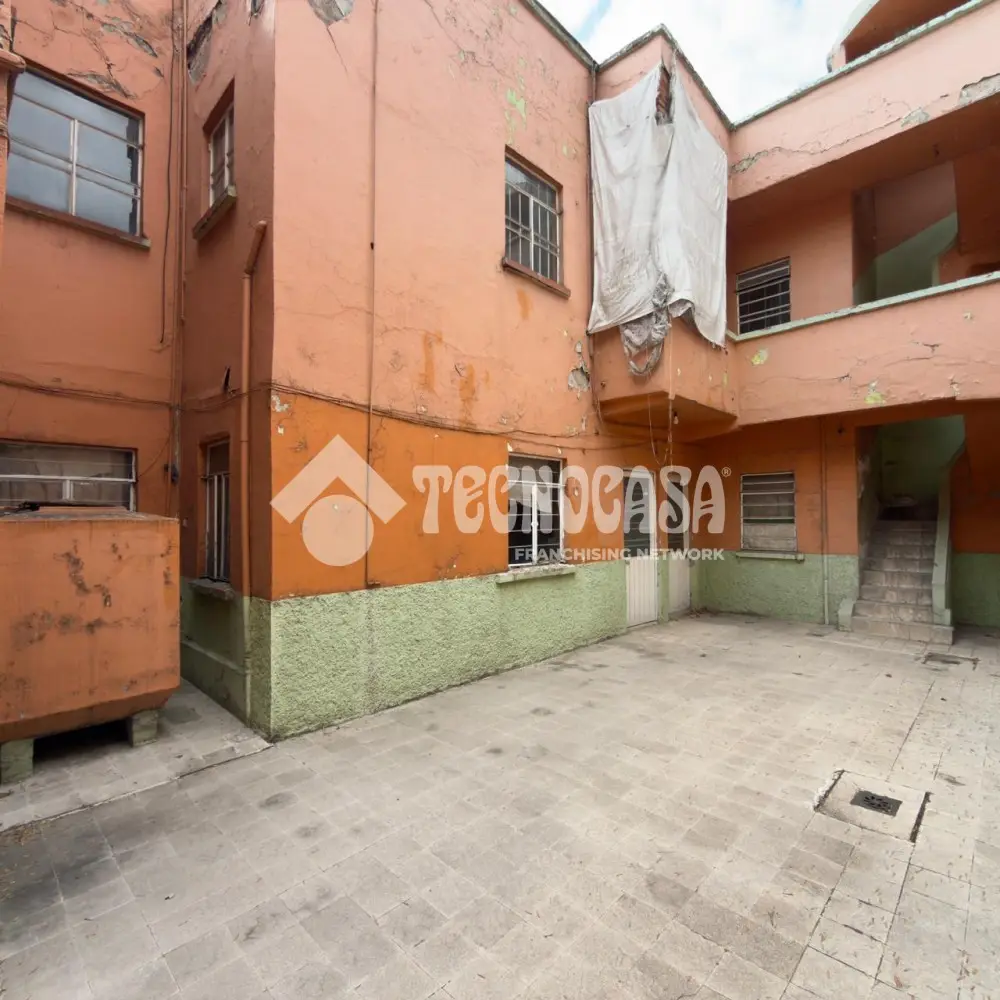 Edificio en Moderna — foto 3
