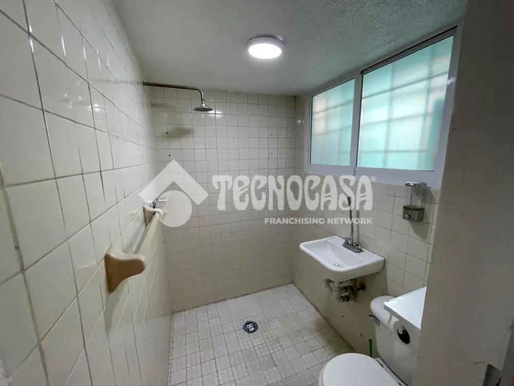 Casa en Unidad Modelo — foto 12