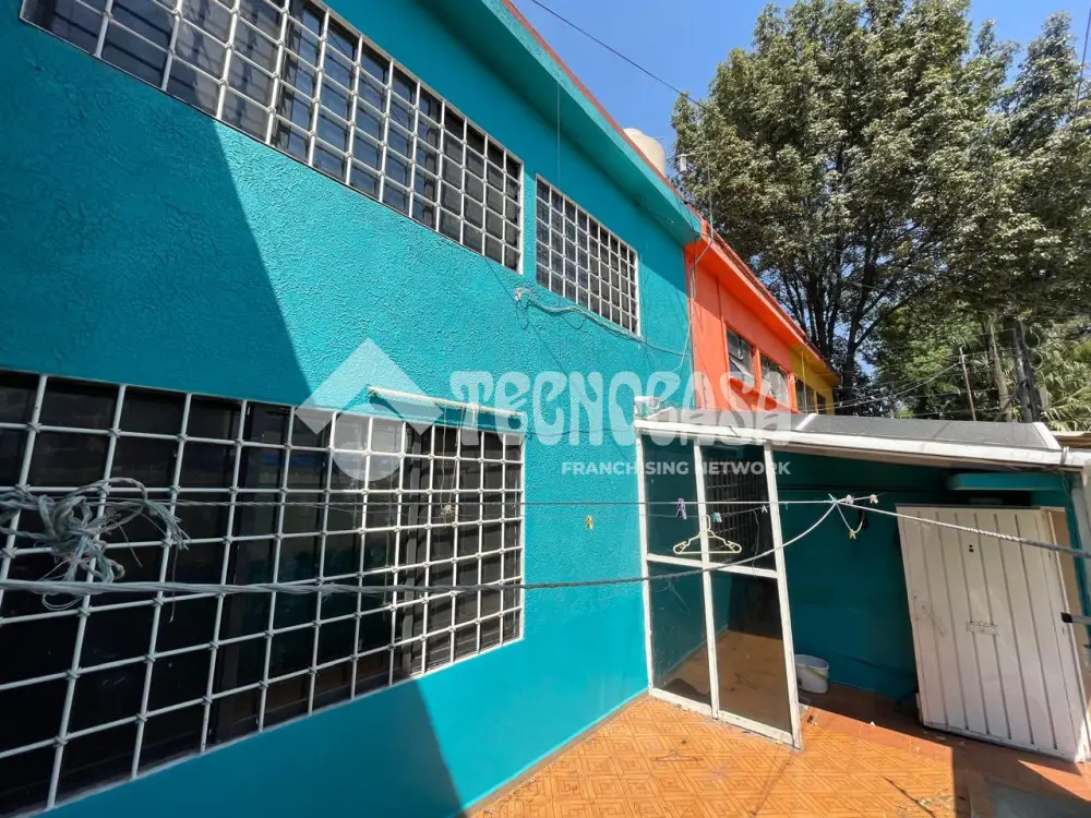 Casa en Unidad Modelo — foto 3