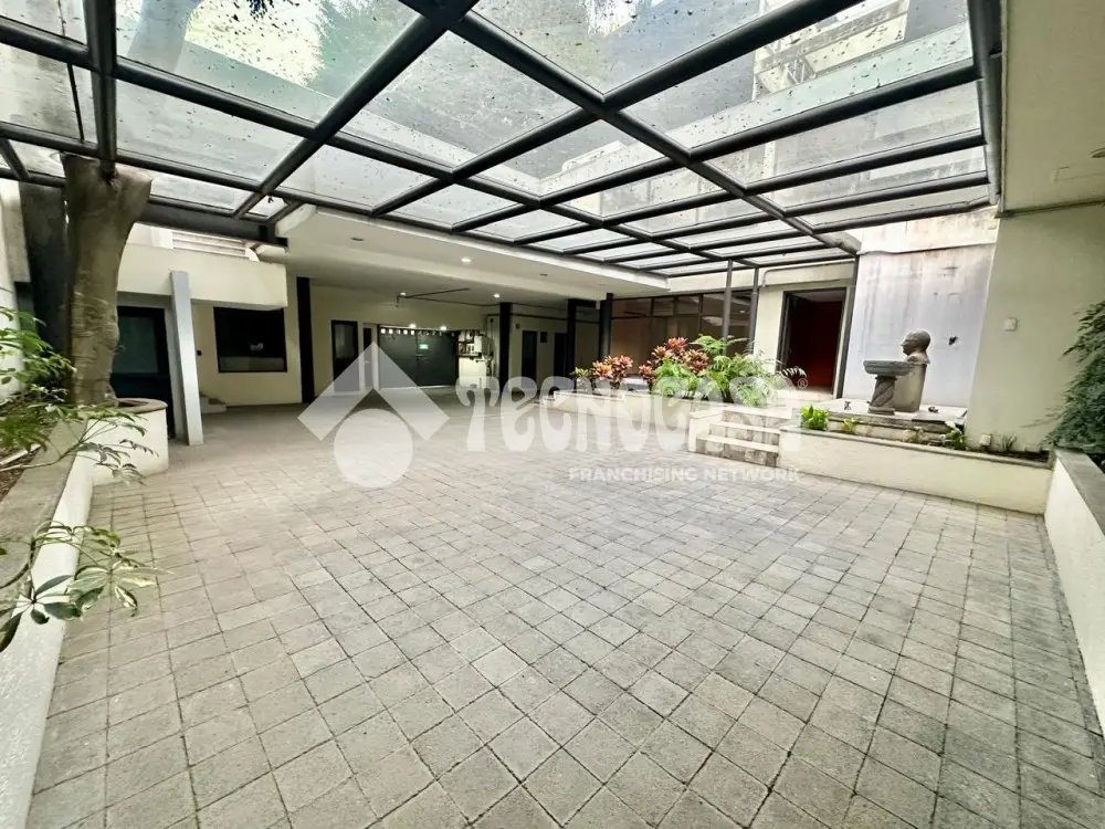 Edificio en San Miguel Chapultepec I Seccion — foto 3