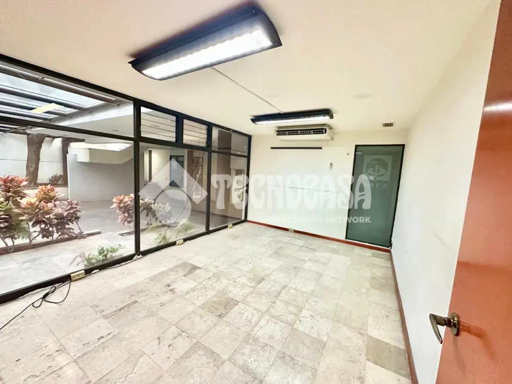 Edificio en San Miguel Chapultepec I Seccion — foto 4