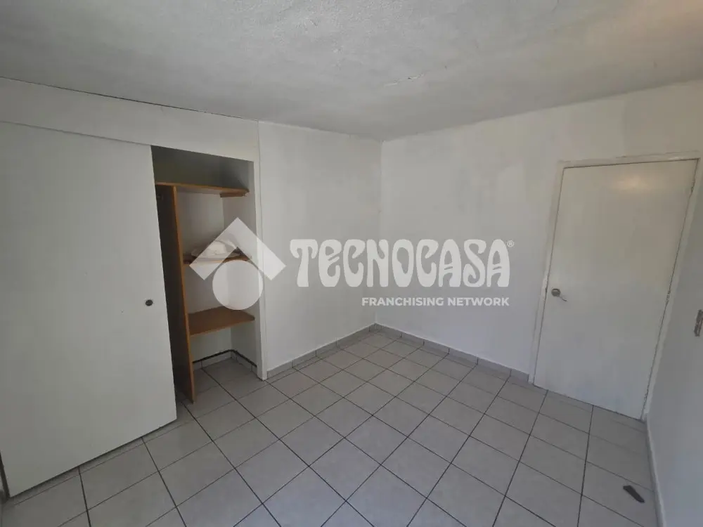 Casa en Viveros de la Loma — foto 4