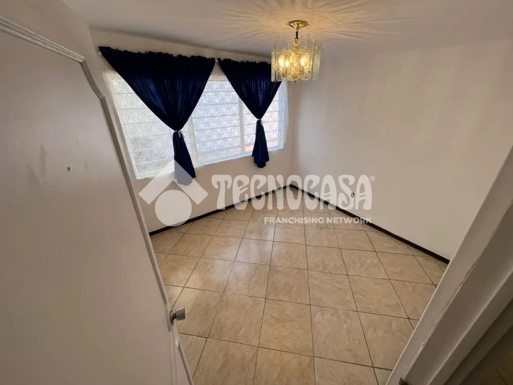 Casa en San Juan de Aragon Iii Seccion — foto 6