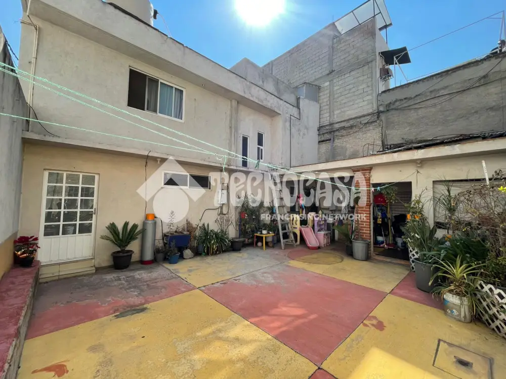 Casa en Unidad Modelo — foto 6