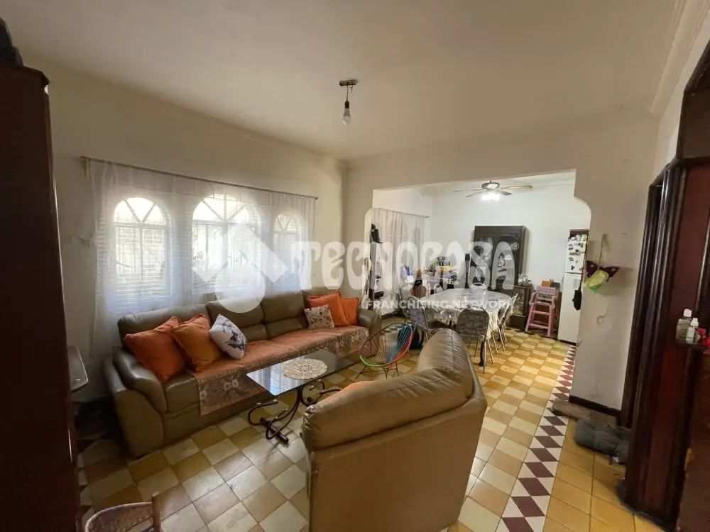 Casa en Unidad Modelo — foto 7