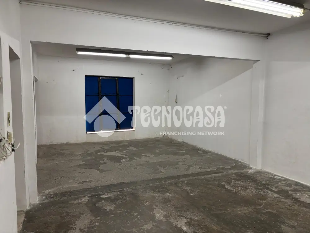 Local Comercial en Daniel Garza — foto 7