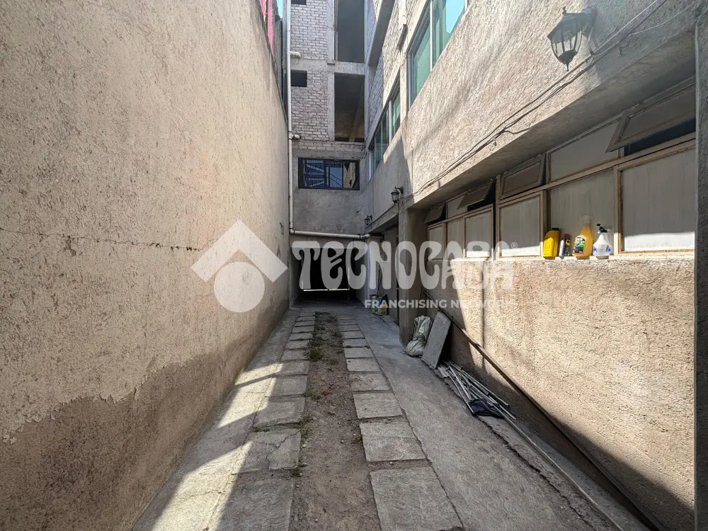 Edificio en Daniel Garza — foto 2