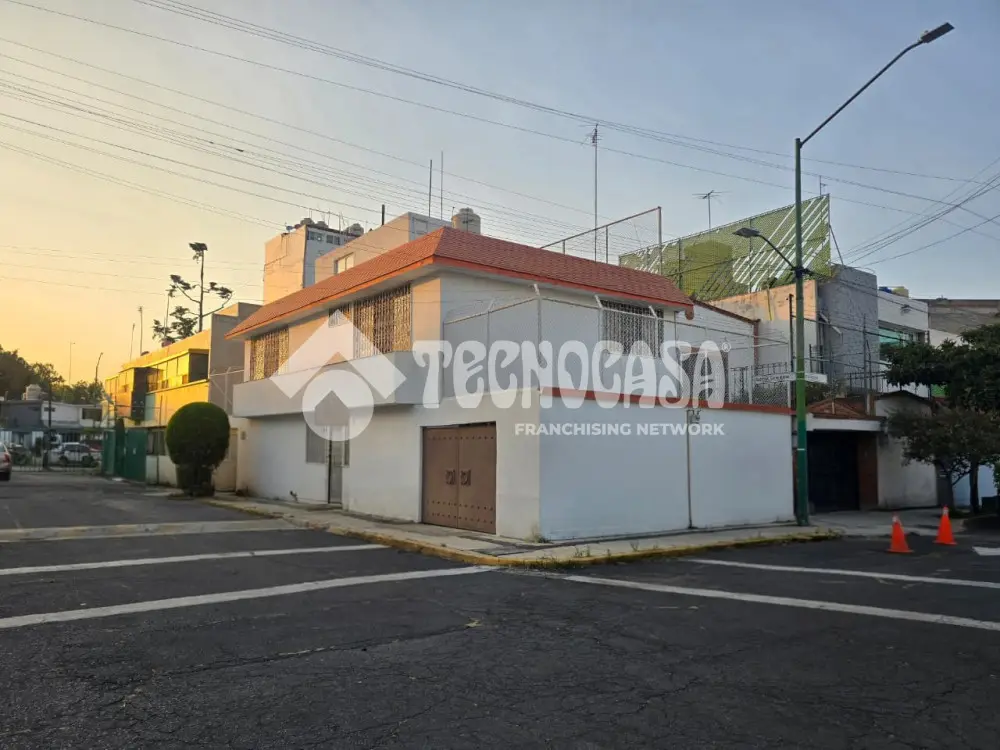 Casa en Residencial Villa Coapa