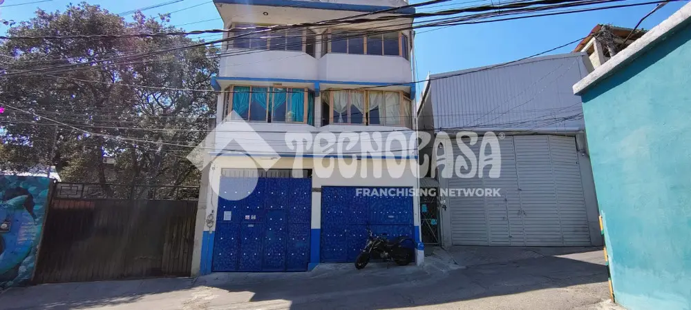 Casa en Miguel Hidalgo 4a Seccion