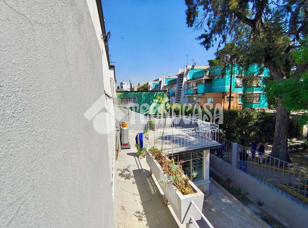 Casa en Unidad Modelo — foto 7