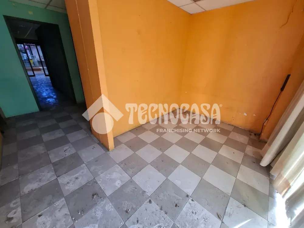Local Comercial en Boulevares — foto 3
