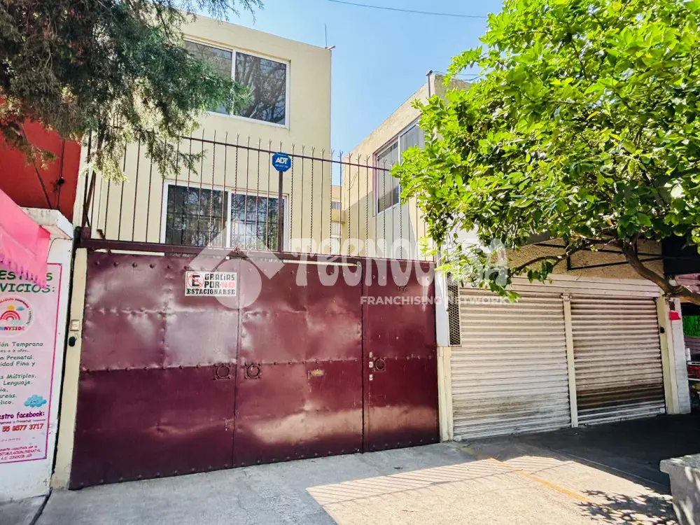Casa en Educacion