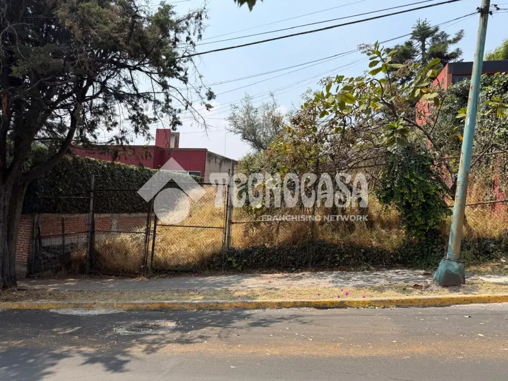 Terreno en Lomas de las Aguilas