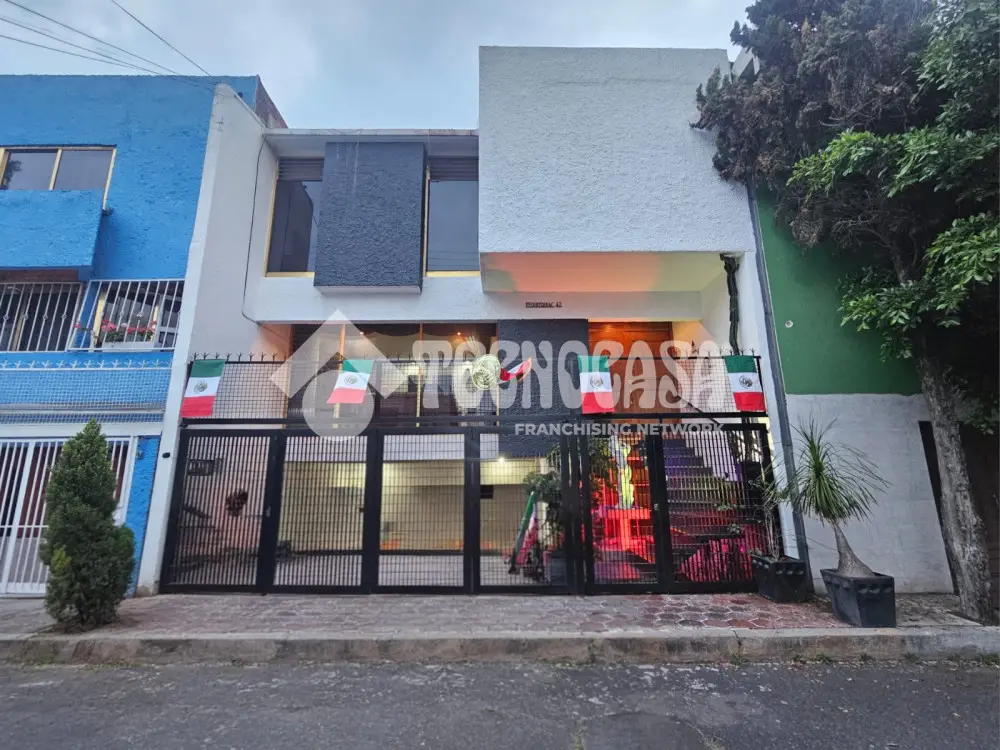 Casa en Paseos de Churubusco