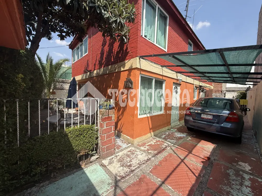 Casa en Jardines de San Mateo