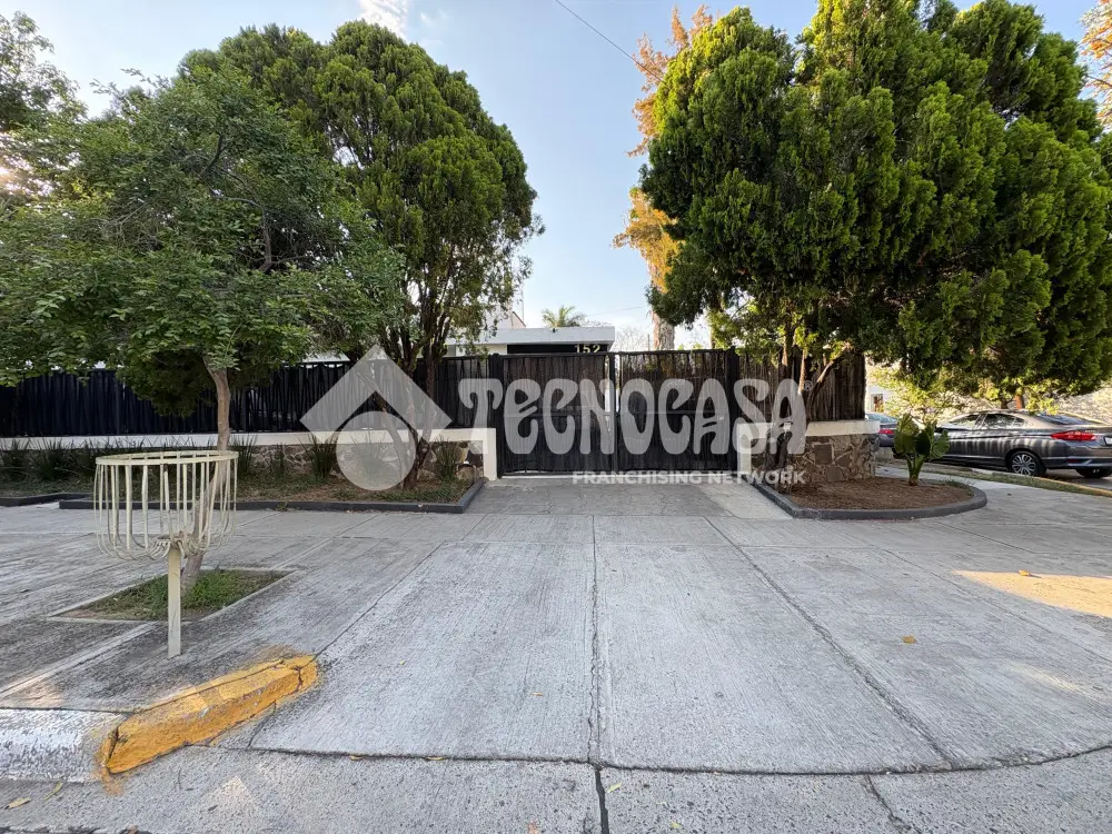 Casa en Chapalita Sur