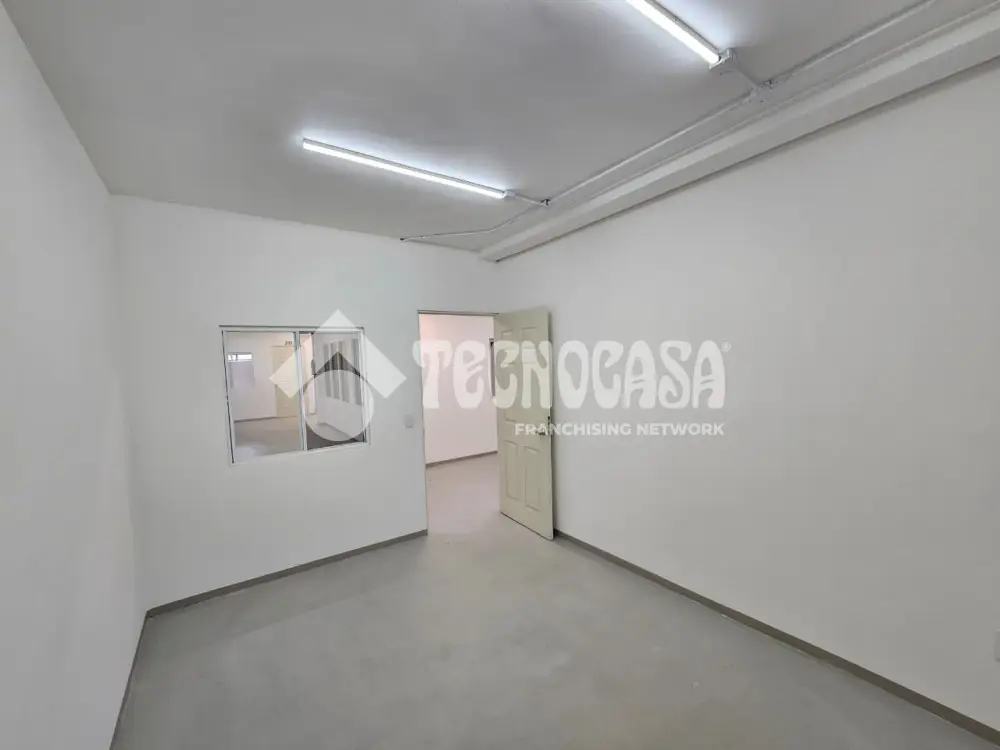 Consultorio en los Cipreses — foto 7