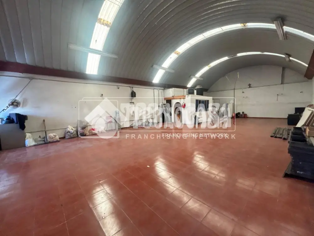 Bodega en Viaducto Piedad — foto 2