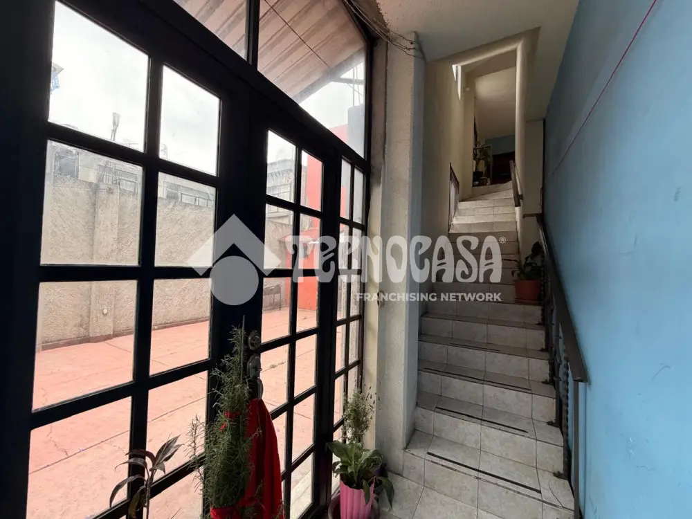 Edificio en Barrio el Rosario — foto 3