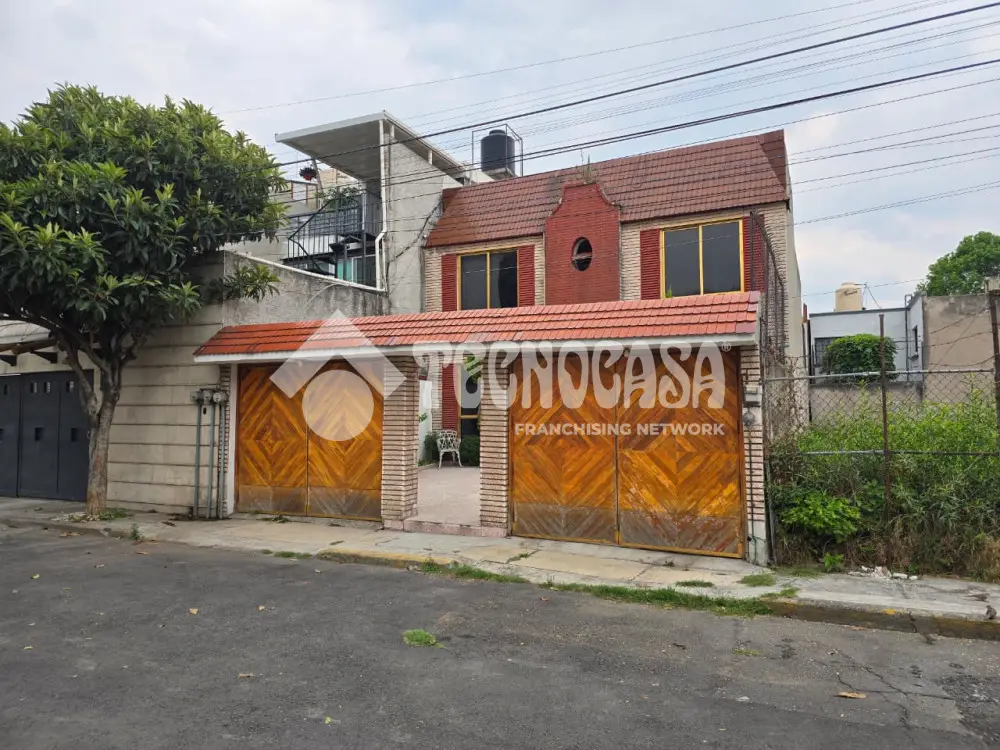 Casa en Residencial Villa Coapa