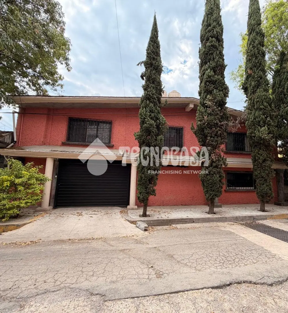 Casa en Miguel Hidalgo 2a Seccion