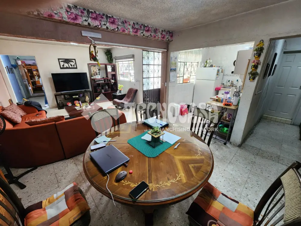 Casa en Lomas Estrella — foto 8