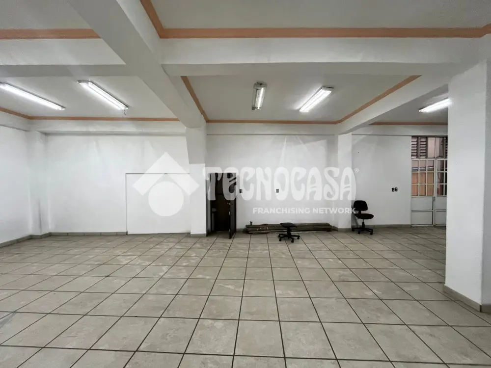 Local Comercial en Santa Ana Poniente — foto 4