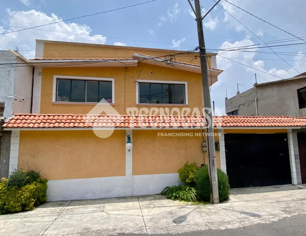 Casa en Miguel Hidalgo 4a Seccion