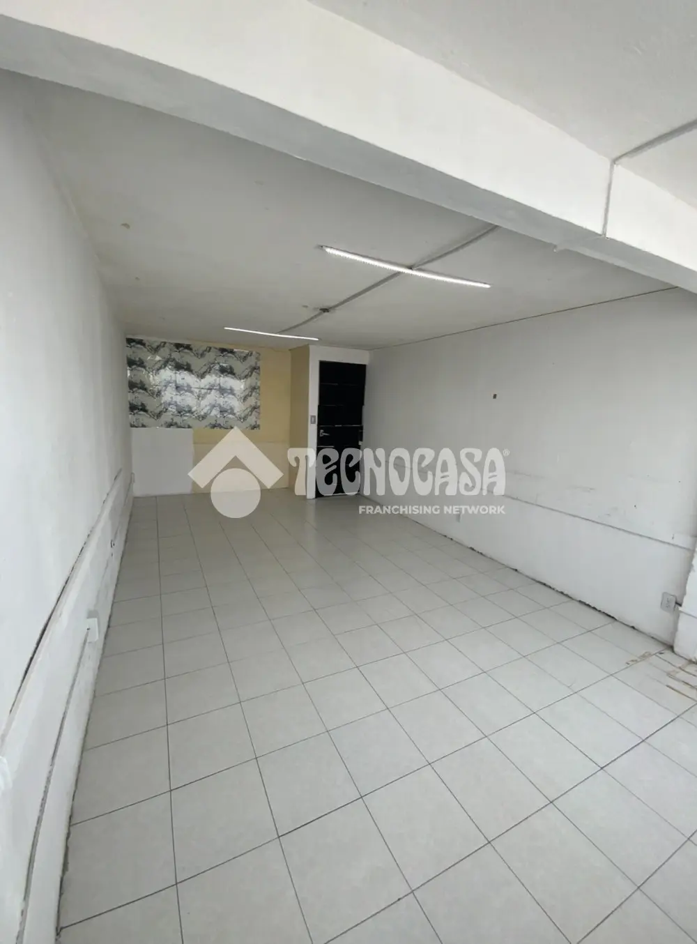 Local Comercial en San Juan de Aragon V Seccion — foto 4