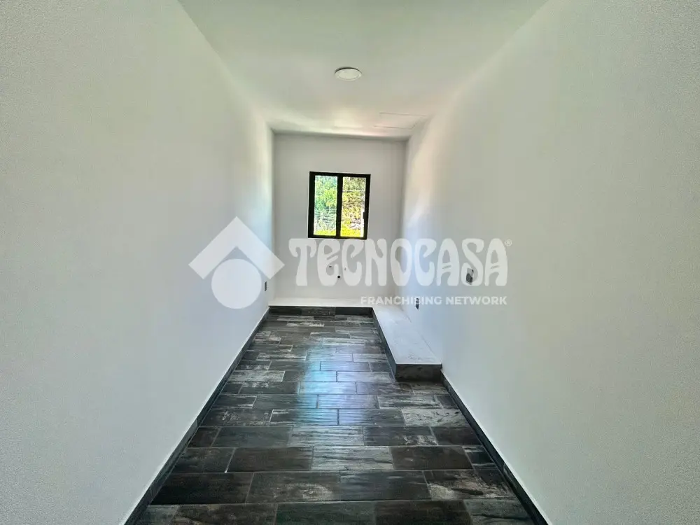 Oficina en Jardines del Bosque Centro — foto 6