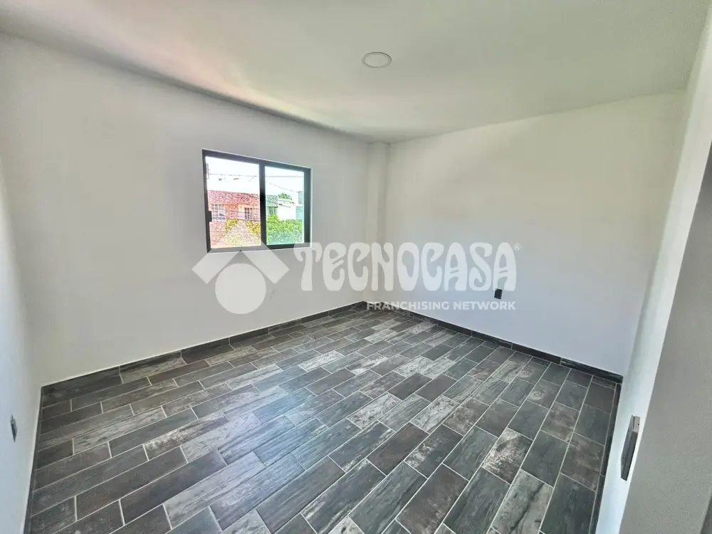Oficina en Jardines del Bosque Centro — foto 3